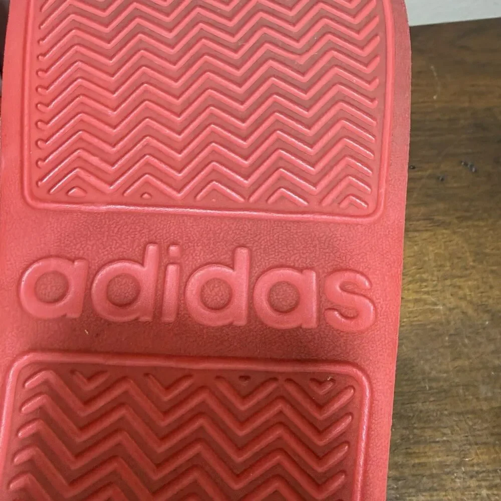 Adidas Unisex Adilette Shower Slide Sandal Vivid Red/White Sz.8 Slip On Athletic